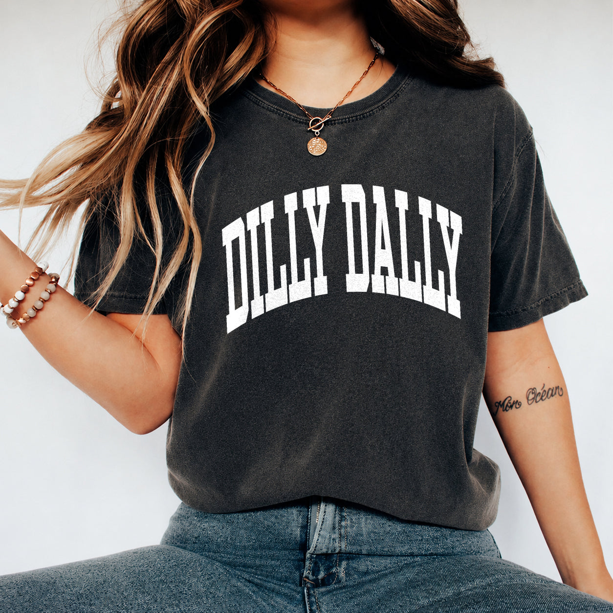 DILLY DALLY