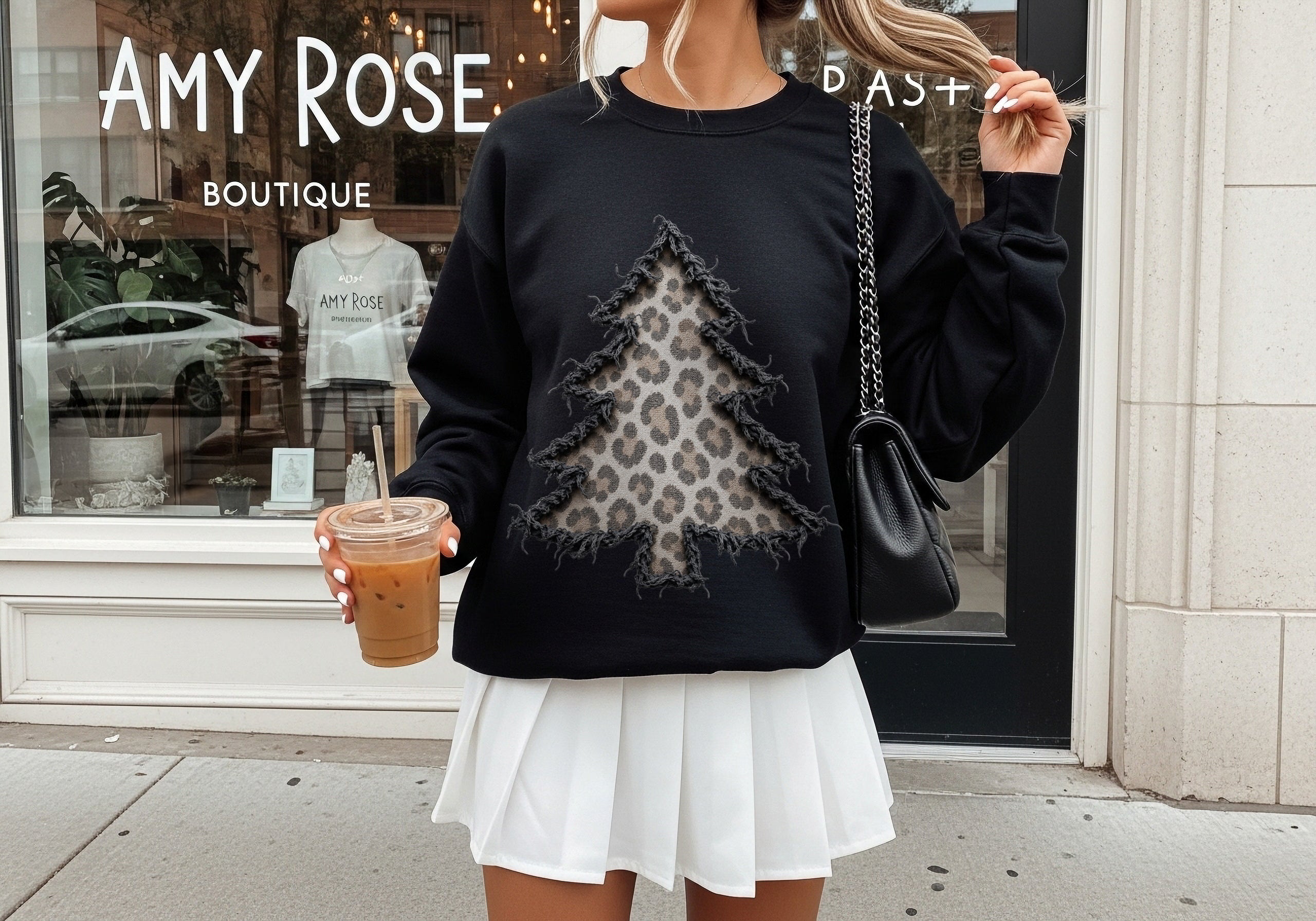 LEOPARD CHRISTMAS TREE